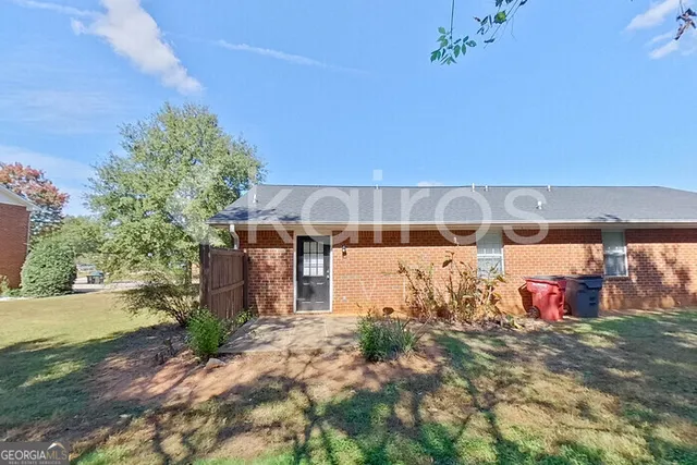 an outdoor space with plants