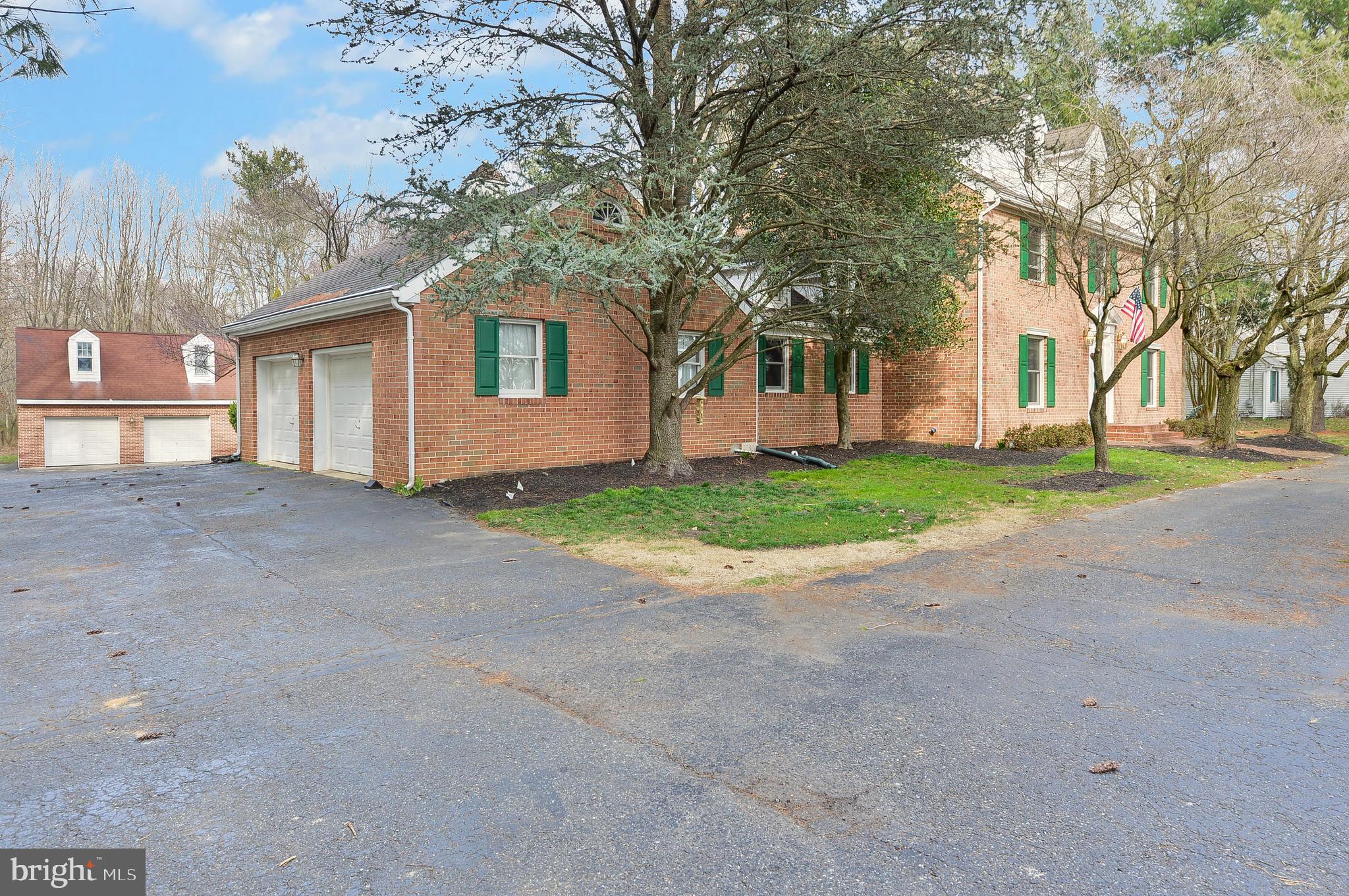 320 Whig Lane Road Pilesgrove, NJ 08098 - Photo 3 of 27 Yes! 2 Garages