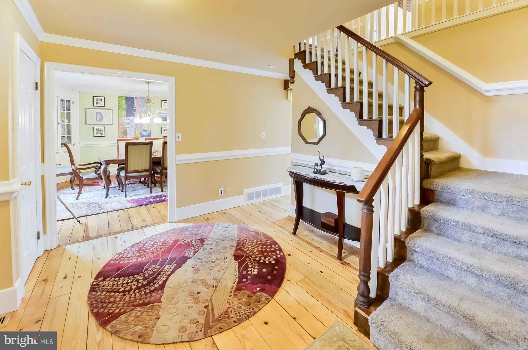 320 Whig Lane Road Pilesgrove, NJ 08098 - Photo 5 of 27 Dramatic entrance - Hardwood Floors Throughout