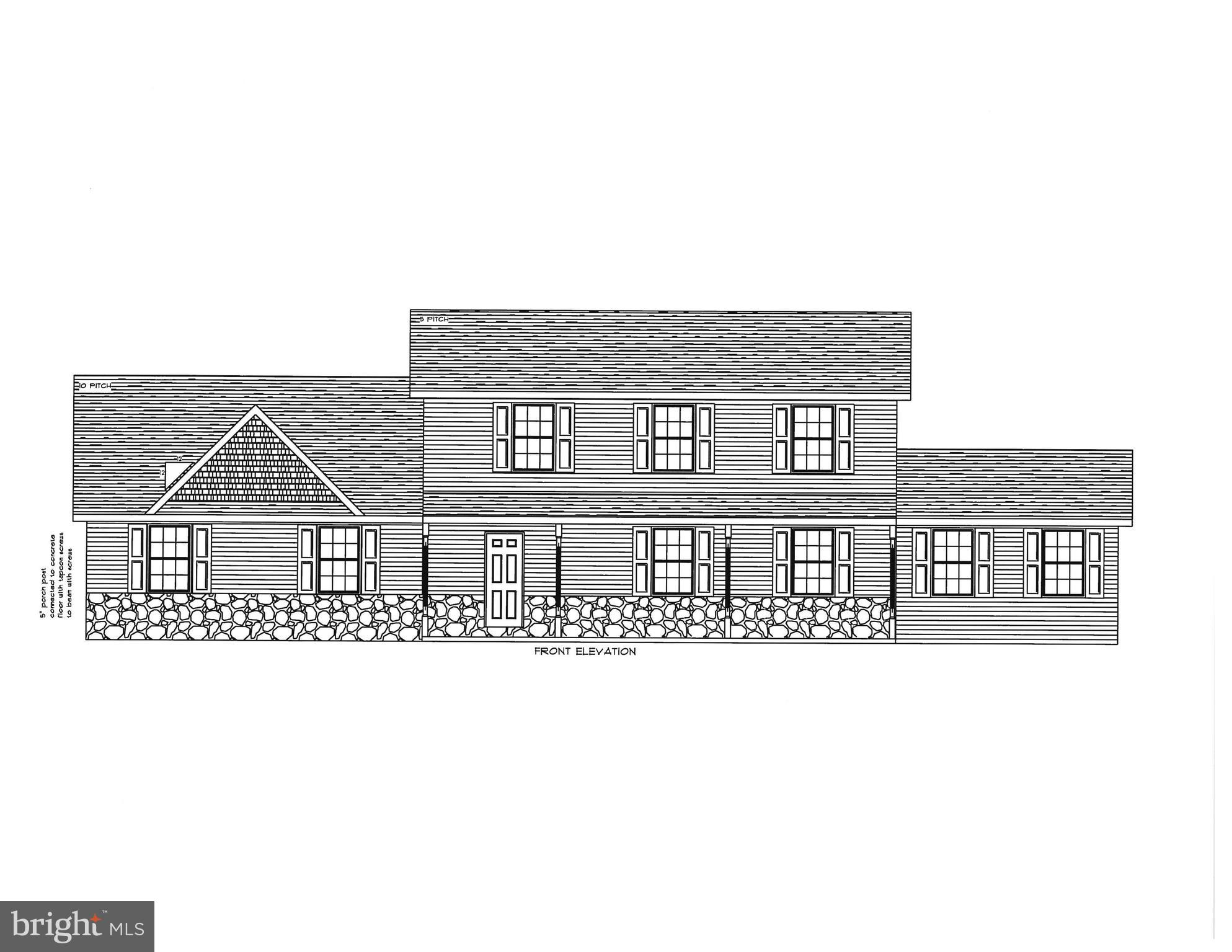 a black and white photo of a building