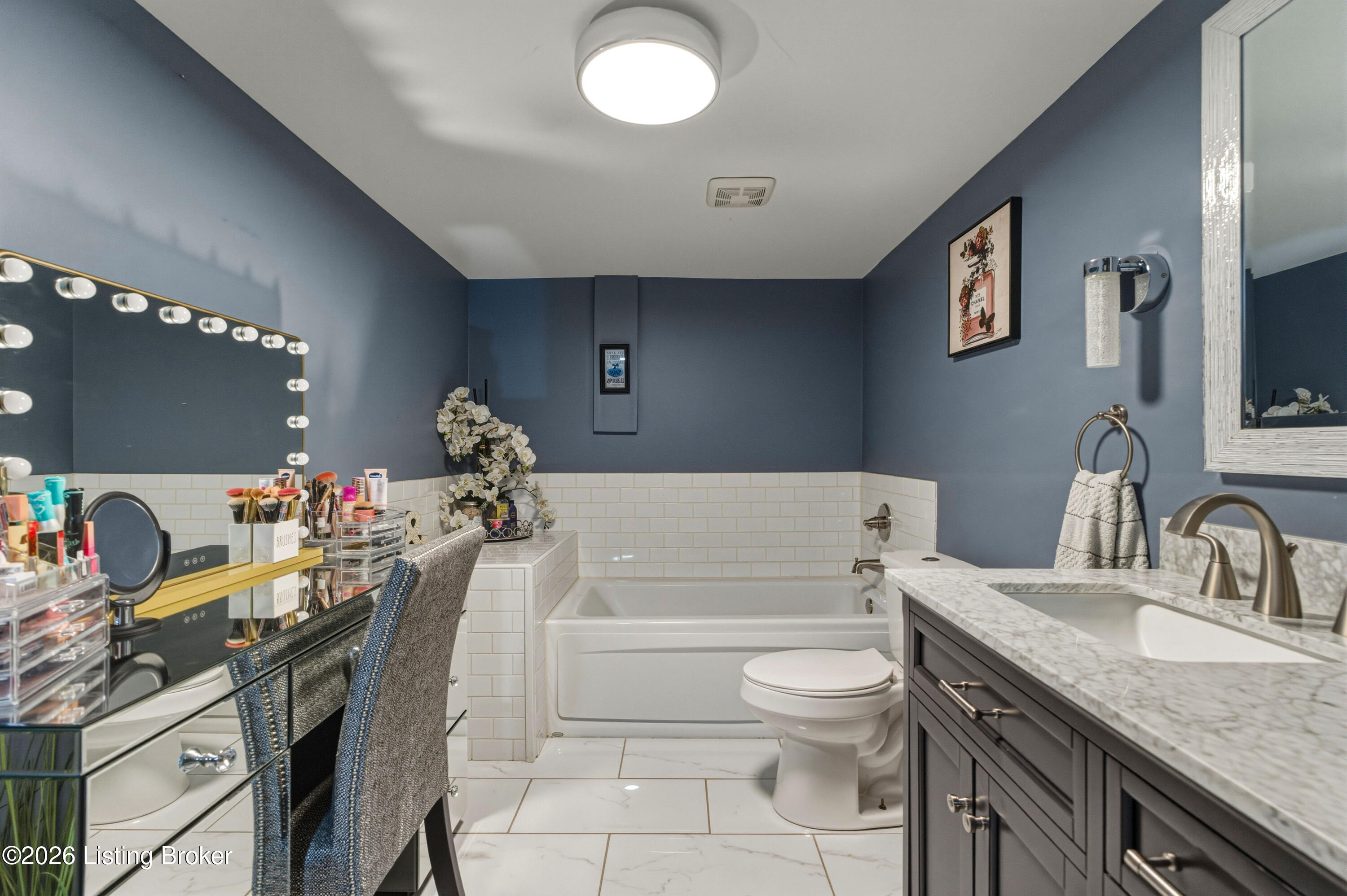 10707 Torrington Road Louisville, KY 40272 - Photo 26 of 65 DSC01771