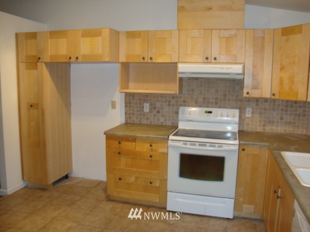 3030 164th Place Southeast Bothell, WA 98012 - Photo 5 of 13