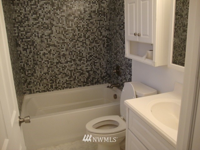 3030 164th Place Southeast Bothell, WA 98012 - Photo 10 of 13