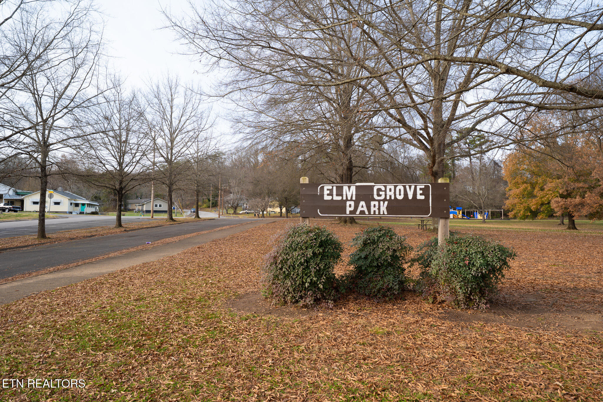 101 Taylor Road Oak Ridge, TN 37830 - Photo 27 of 29 101 Taylor Road Exterior-5