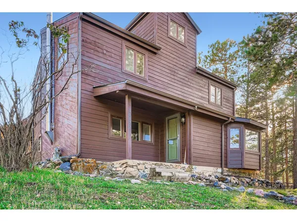 $650,000 | 30172 Hilltop Drive, Evergreen, CO 80439
