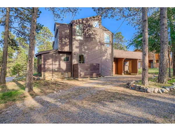 $650,000 | 30172 Hilltop Drive, Evergreen, CO 80439