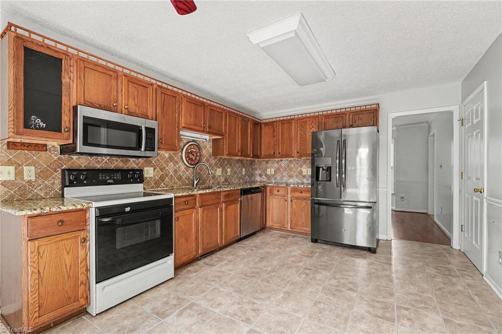 641 Creekridge Road Eden, NC 27288 - Photo 9 of 27