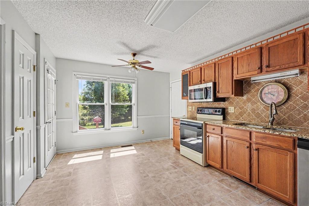 641 Creekridge Road Eden, NC 27288 - Photo 10 of 27