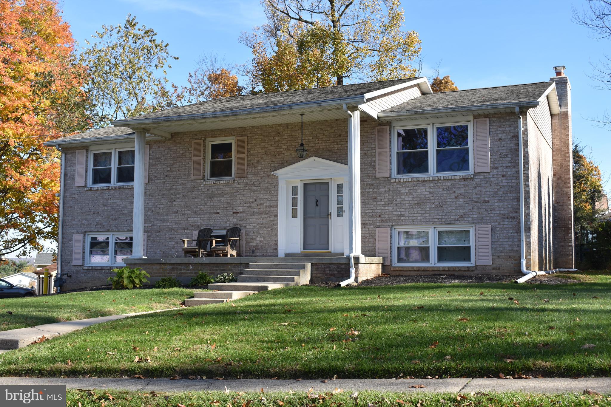 735 Plymouth Road York, PA 17402 - Photo 1 of 18 Gallery Image 1