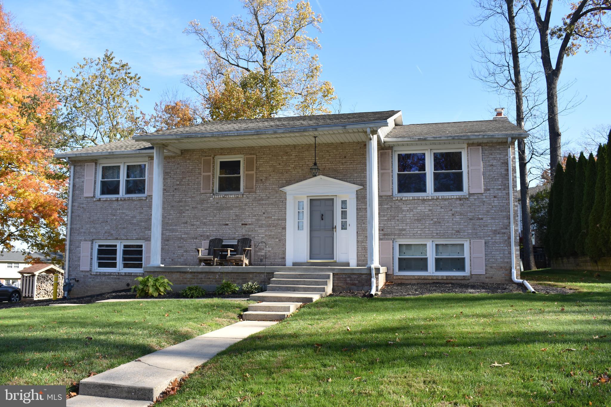735 Plymouth Road York, PA 17402 - Photo 2 of 18 Gallery Image 2