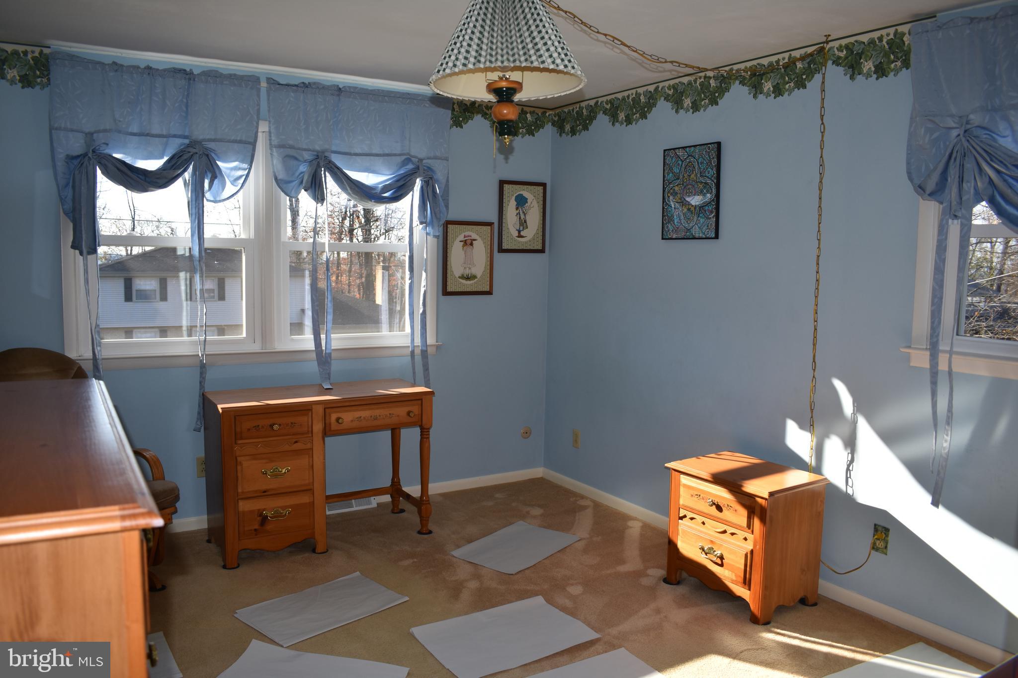 735 Plymouth Road York, PA 17402 - Photo 12 of 18 Gallery Image 12