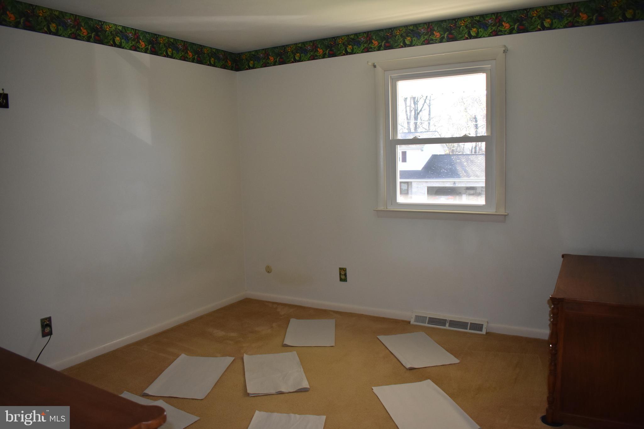 735 Plymouth Road York, PA 17402 - Photo 14 of 18 Gallery Image 14