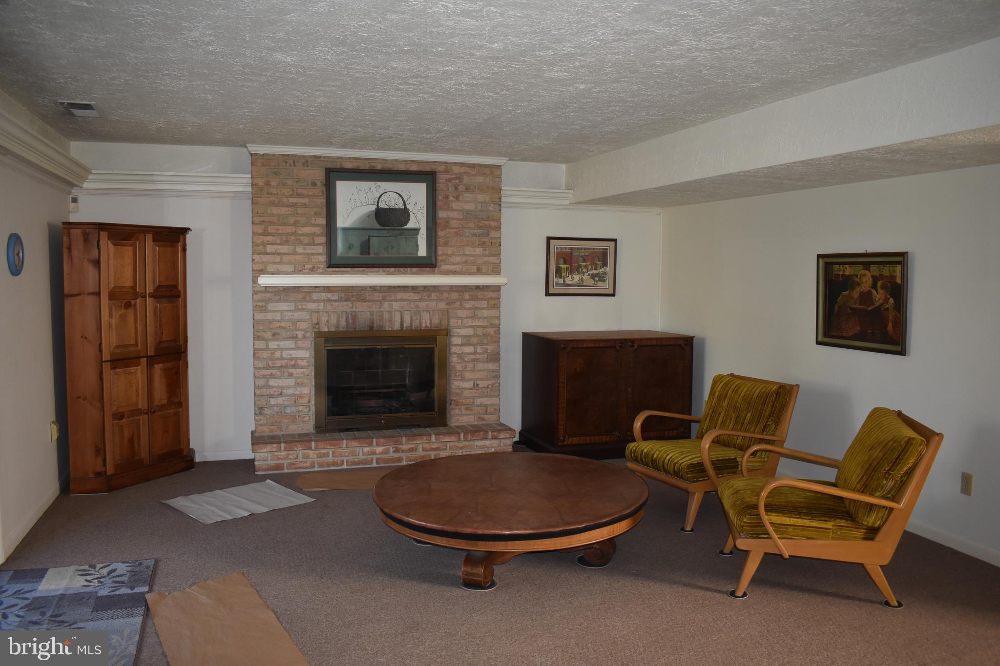 735 Plymouth Road York, PA 17402 - Photo 17 of 18 Gallery Image 17