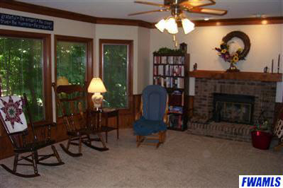 10619 Oak Trail Road Fort Wayne, IN 46845 - Photo 4 of 17 Gallery Image 4