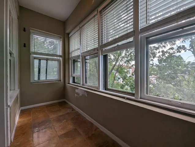 $1,895 | 2657 North St Louis Avenue, Unit 2, Chicago, IL 60647