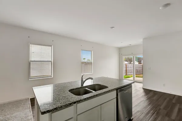 $2,575 | 475 Pender Woods Drive, Summerville, SC 29486