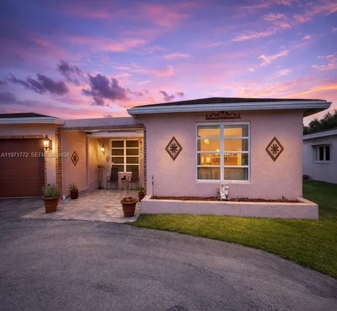 $585,000 | 11827 Northwest 39th Street, Sunrise, FL 33323