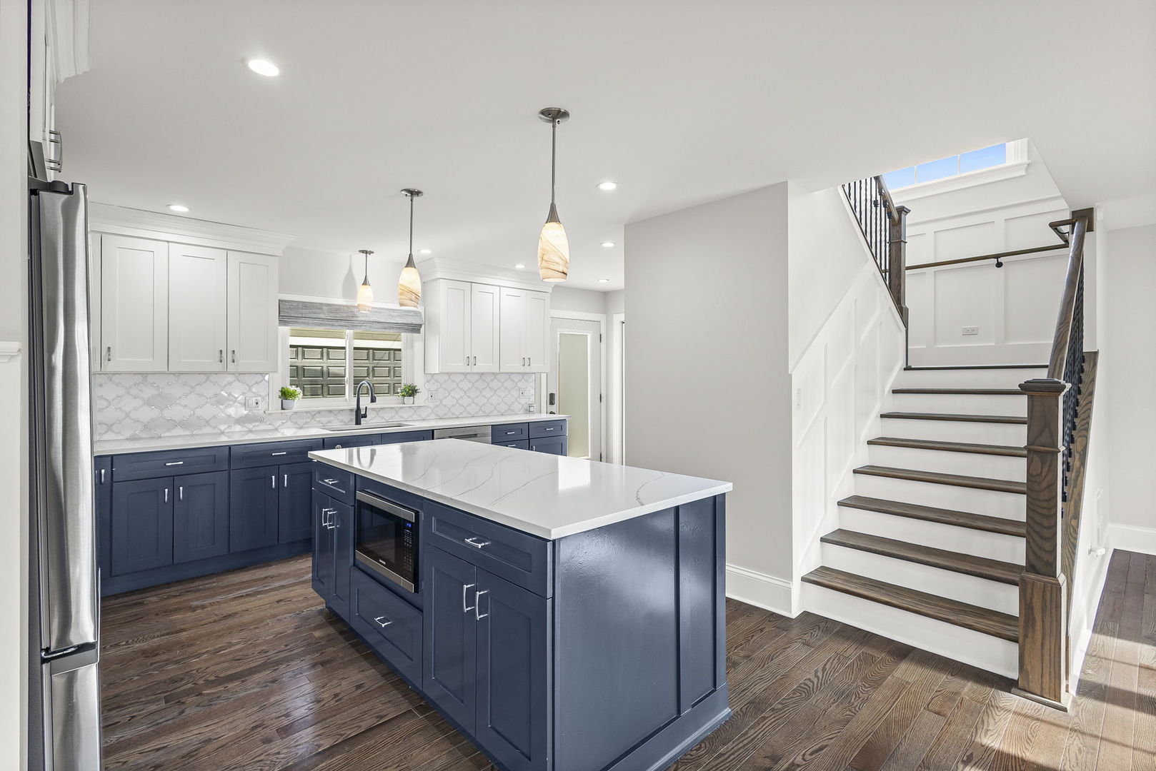 7046 Beckwith Road Morton Grove, IL 60053 - Photo 12 of 38