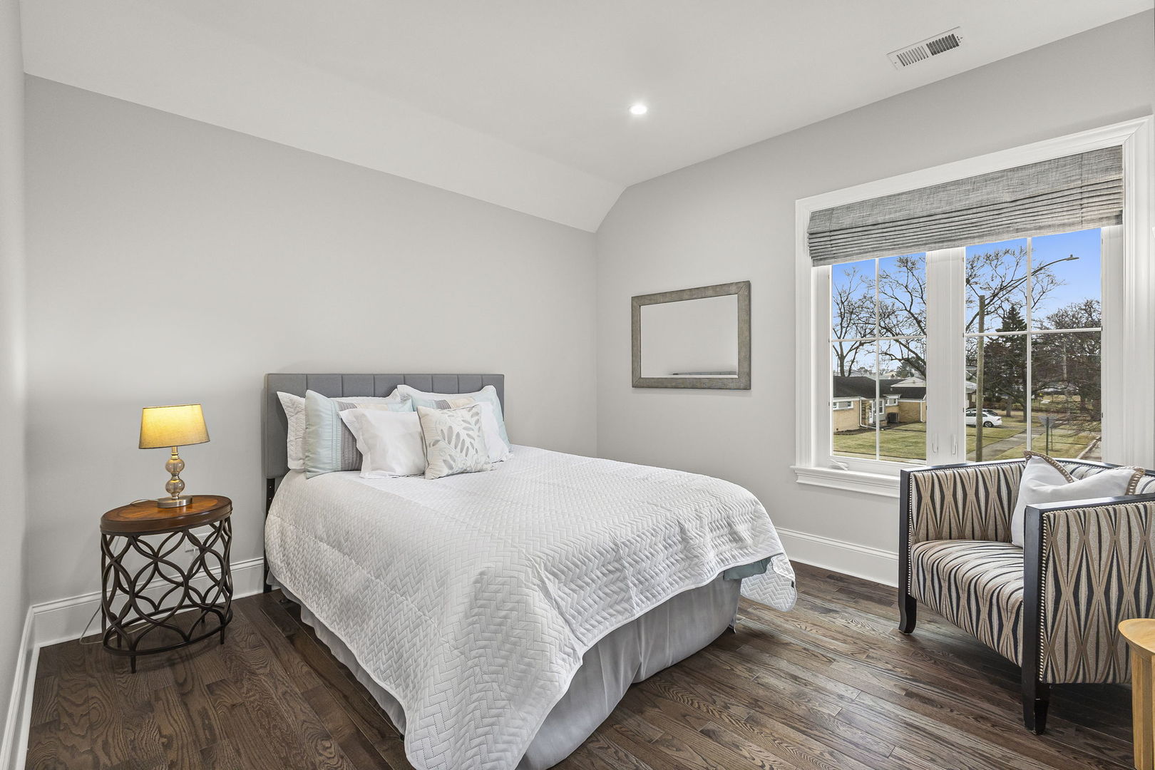 7046 Beckwith Road Morton Grove, IL 60053 - Photo 26 of 38