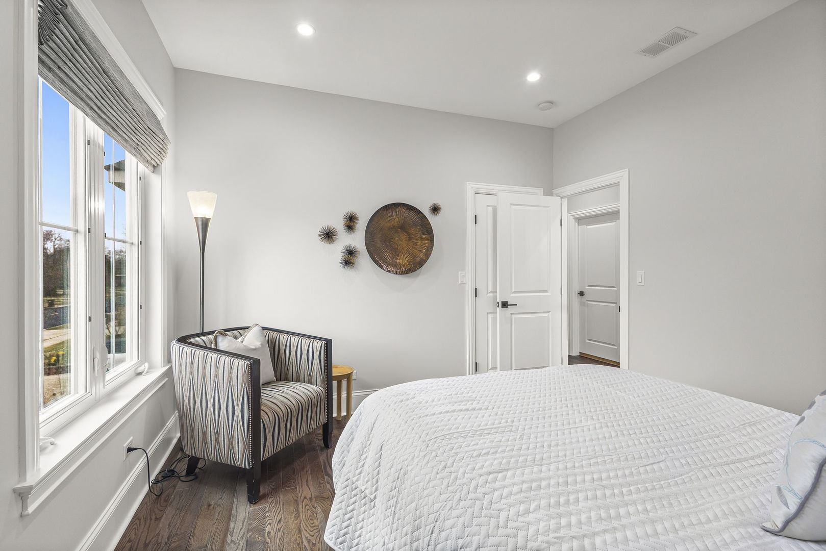 7046 Beckwith Road Morton Grove, IL 60053 - Photo 27 of 38