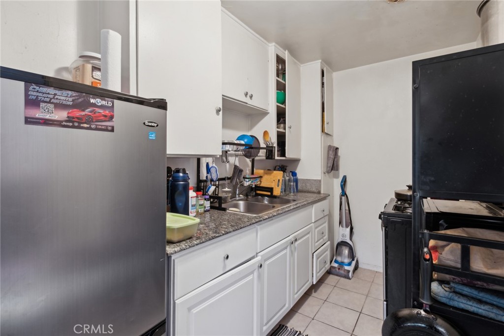 1715 Cherry Avenue Long Beach, CA 90813 - Photo 15 of 21