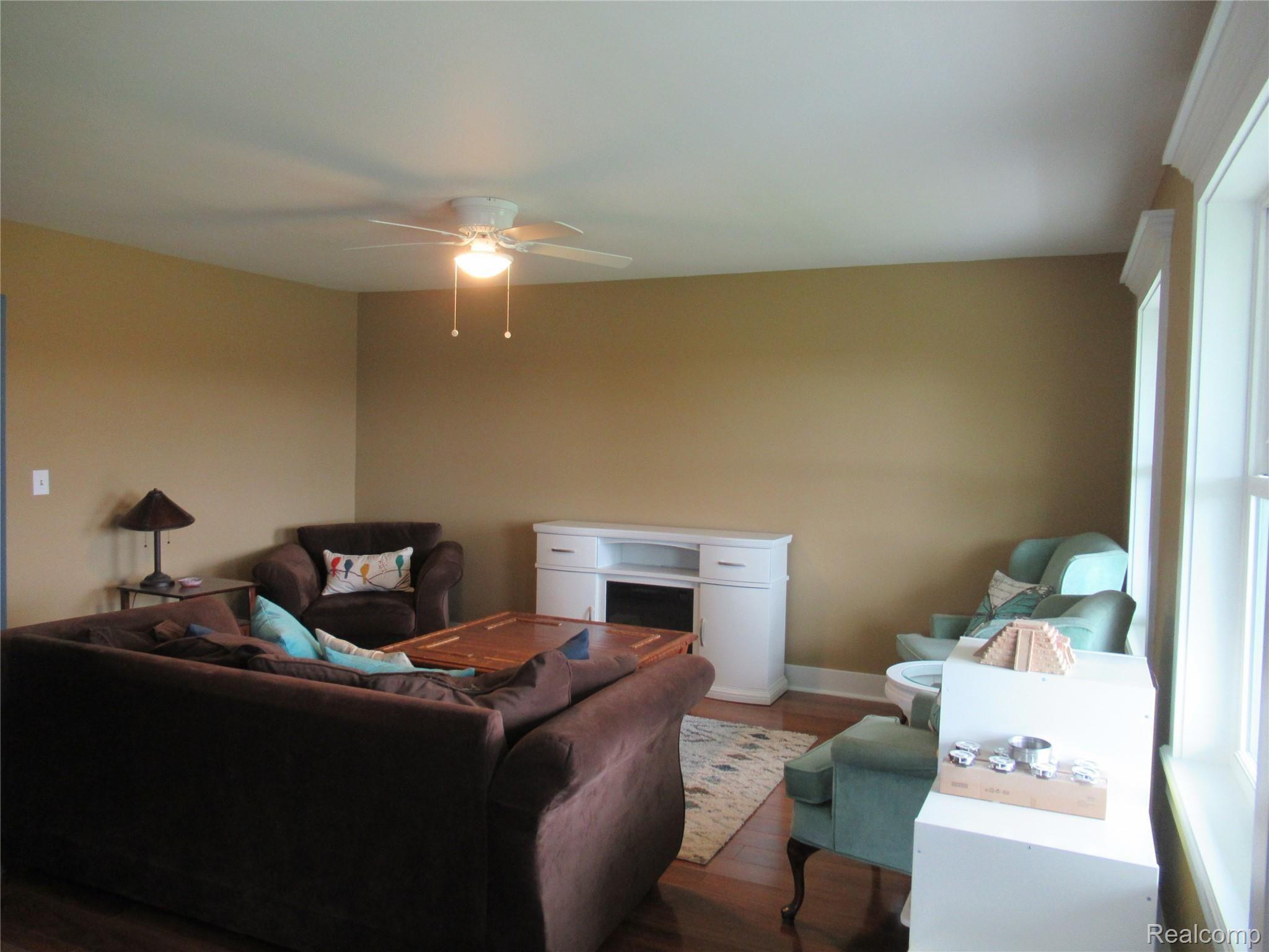5551 Thomas Road Metamora, MI 48455 - Photo 15 of 38 IMG_1435.JPG