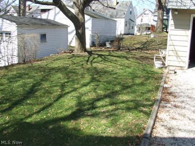 323 Perdue Avenue Akron, OH 44310 - Photo 8 of 11 Nice-size back yard.