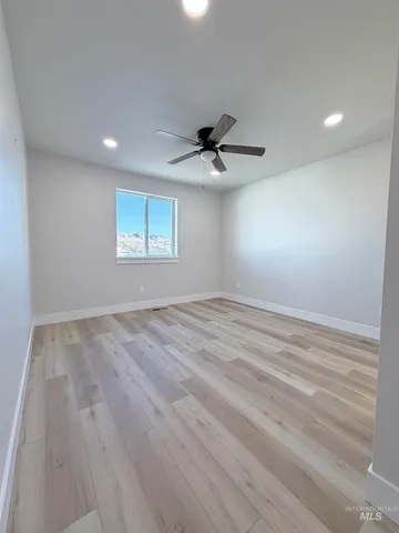 $296,900 | 250 Elm Street North, Vale, OR 97918