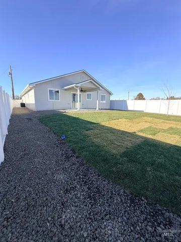 $296,900 | 250 Elm Street North, Vale, OR 97918