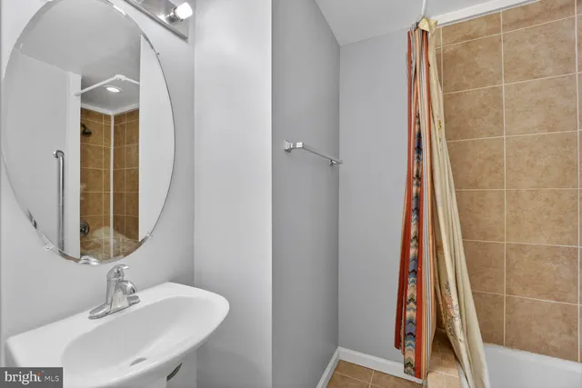 $350,000 | 4721 Rollingdale Way, Capitol Heights, MD 20743