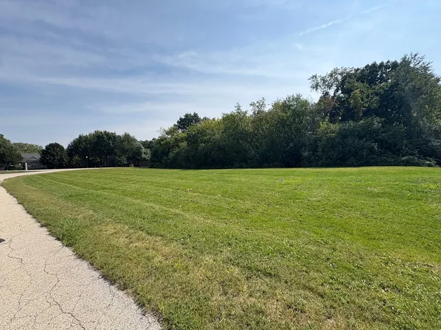 $125,000 | 6001 Brighton Lane, Lakewood, IL 60014