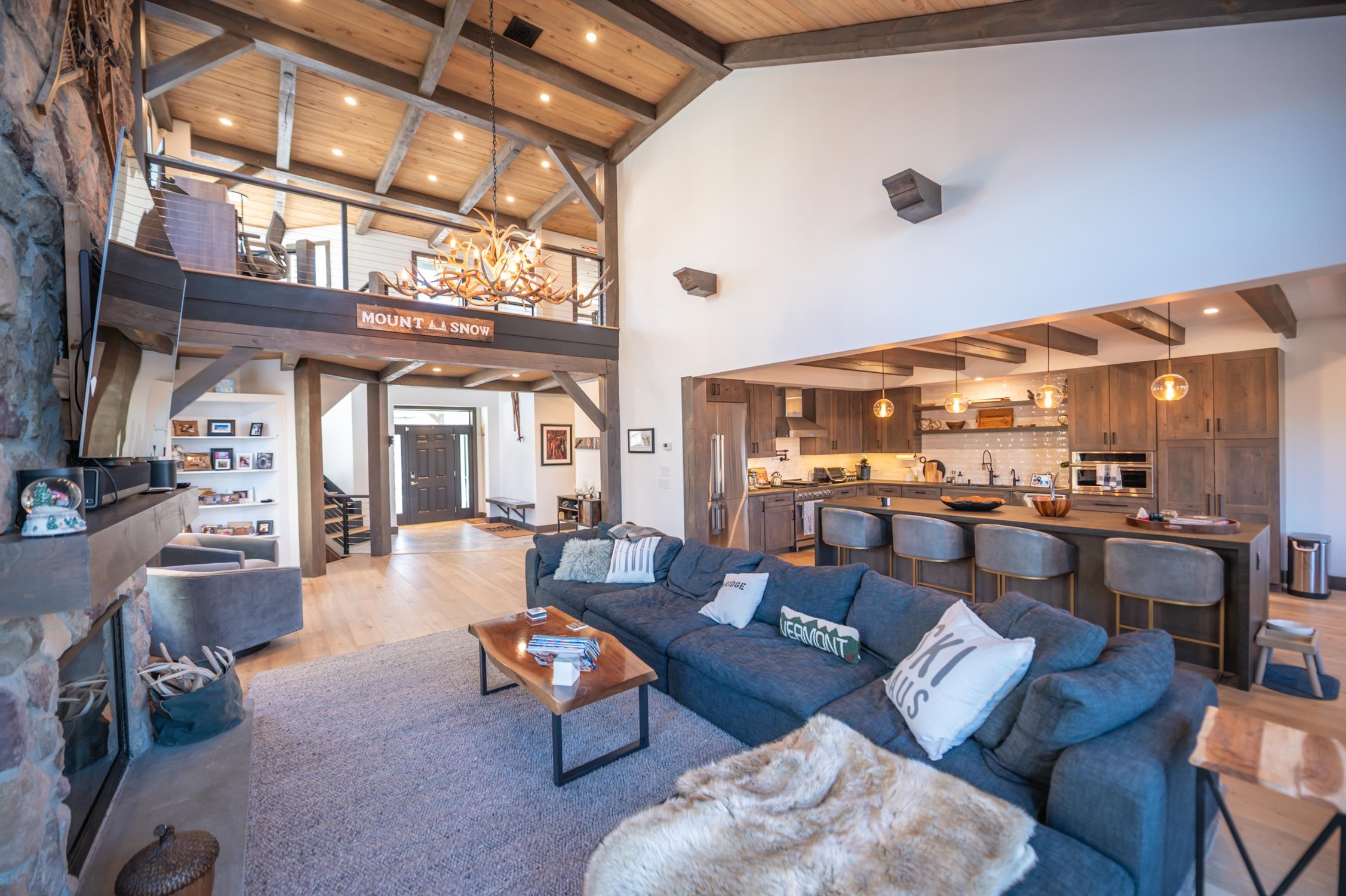 19 B Boulder Ridge Drive, Unit 19B West Dover, VT 05356 - Photo 4 of 36