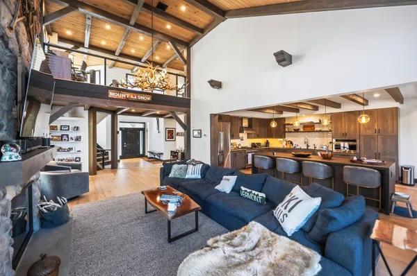 $1,590,000 | 19 B Boulder Ridge Drive, Unit 19B, West Dover, VT 05356