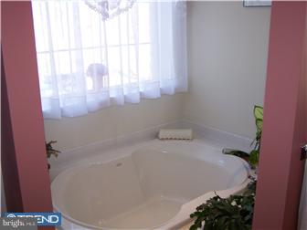24 Kriebel Road Barto, PA 19504 - Photo 10 of 12 Bathroom