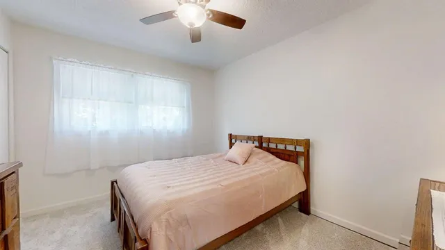 $269,900 | 512 Norton Drive, Oakland, IL 61943