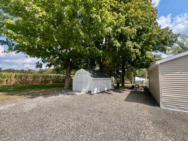 $269,900 | 512 Norton Drive, Oakland, IL 61943