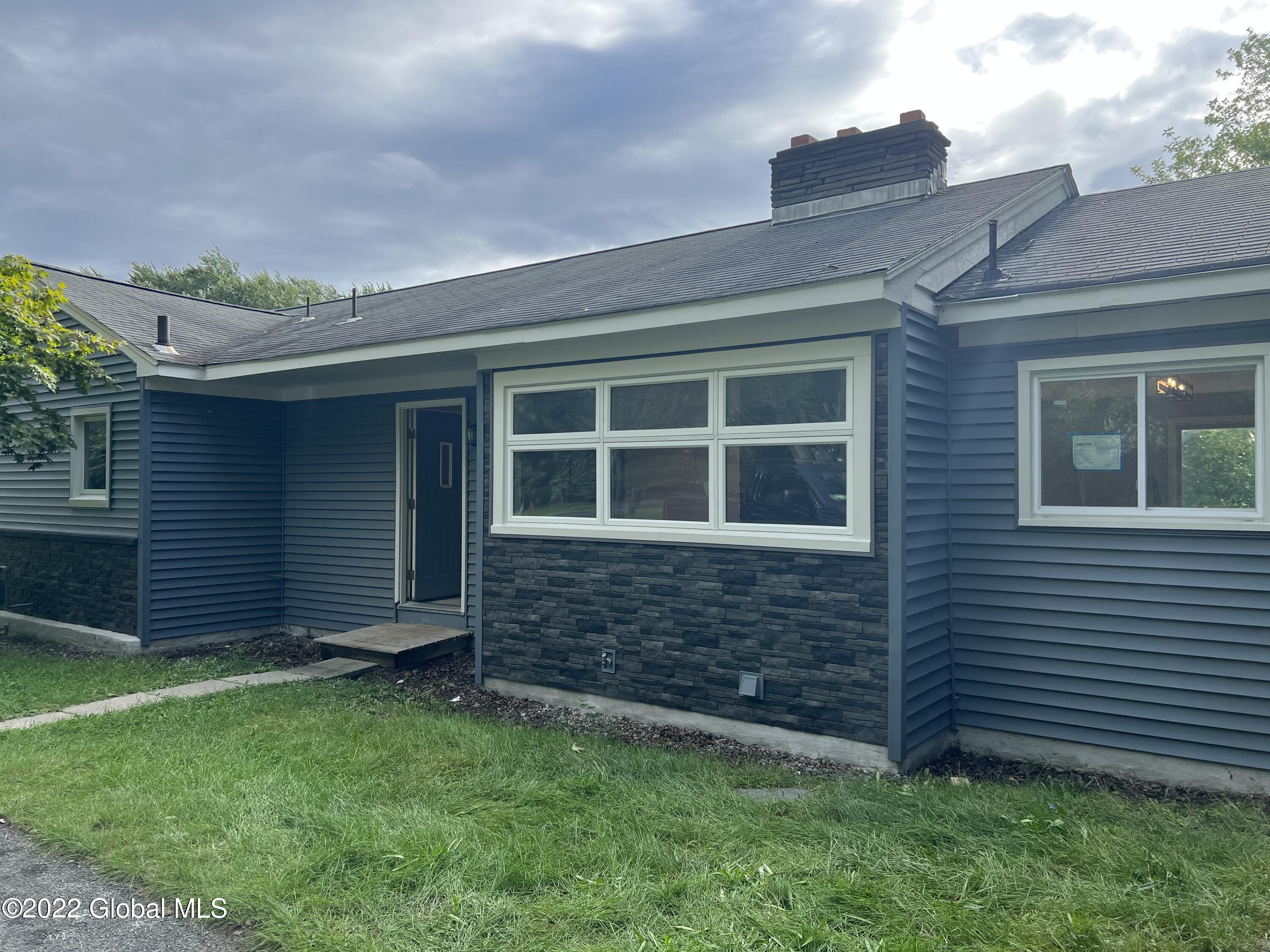 168 Shaker Road Albany, NY 12204 - Photo 1 of 25 IMG_6351