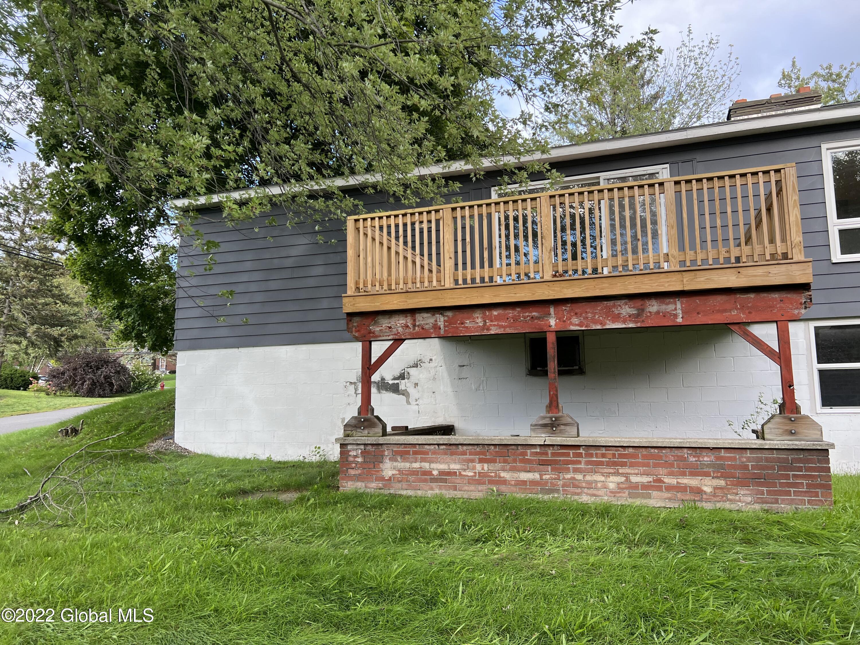 168 Shaker Road Albany, NY 12204 - Photo 24 of 25 IMG_6375