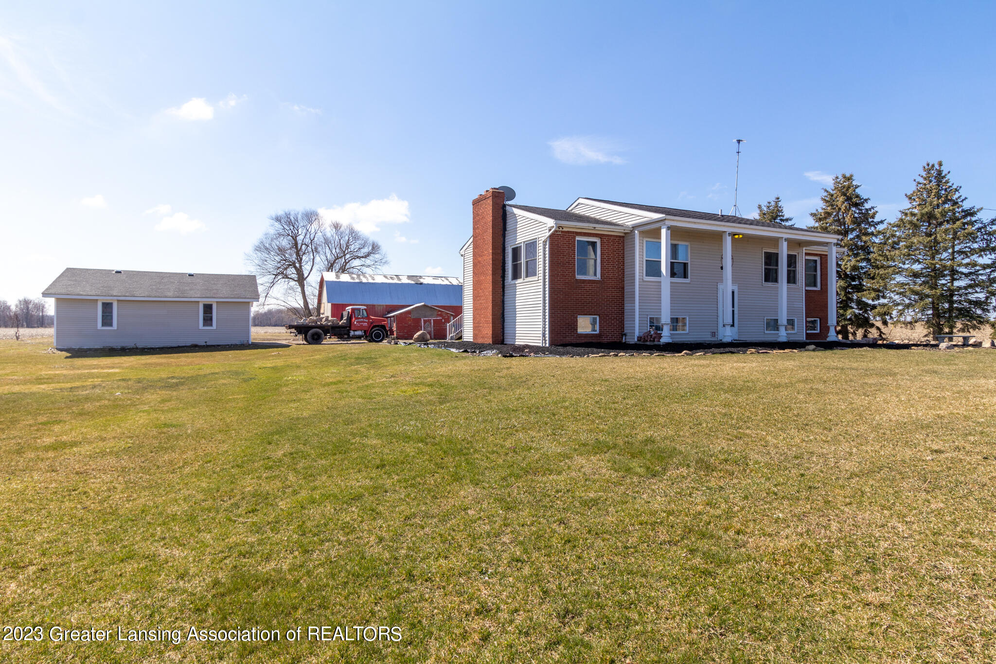 8301 West Parks Road St. Johns, MI 48879 - Photo 2 of 35 8301_W_Parks_GATEWAY-5
