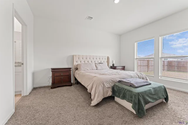 $2,350 | 12780 Sweetleaf Avenue, Denham Springs, LA 70726