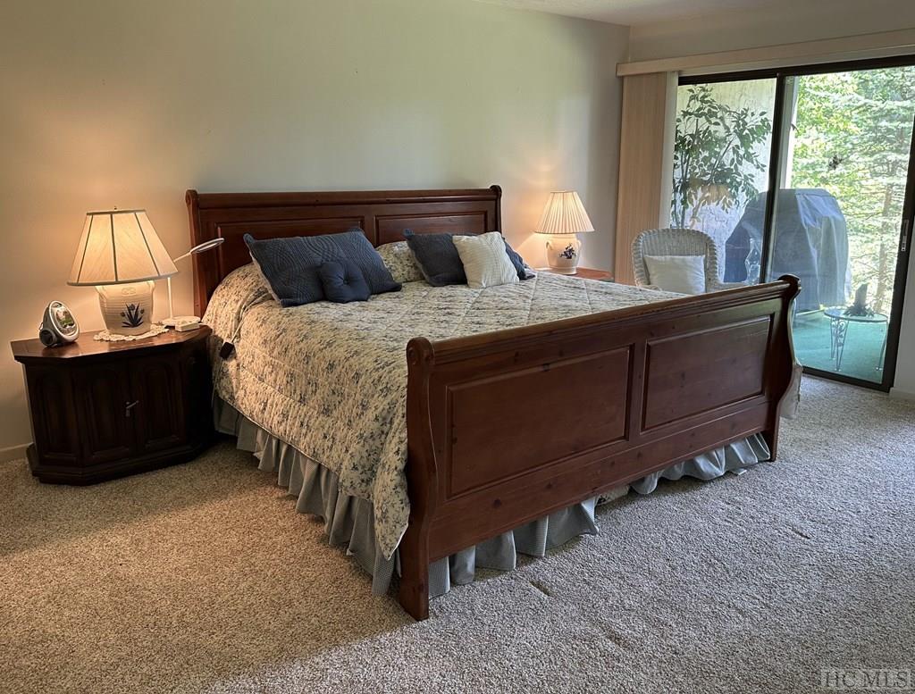 75 Holly Ridge, Unit 1A Sapphire, NC 28774 - Photo 11 of 16 Gallery Image 11