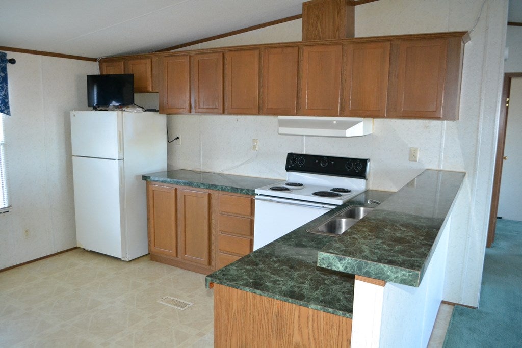 2033 Nursery Road Pamplin, VA 23958 - Photo 4 of 12 Gallery Image 4