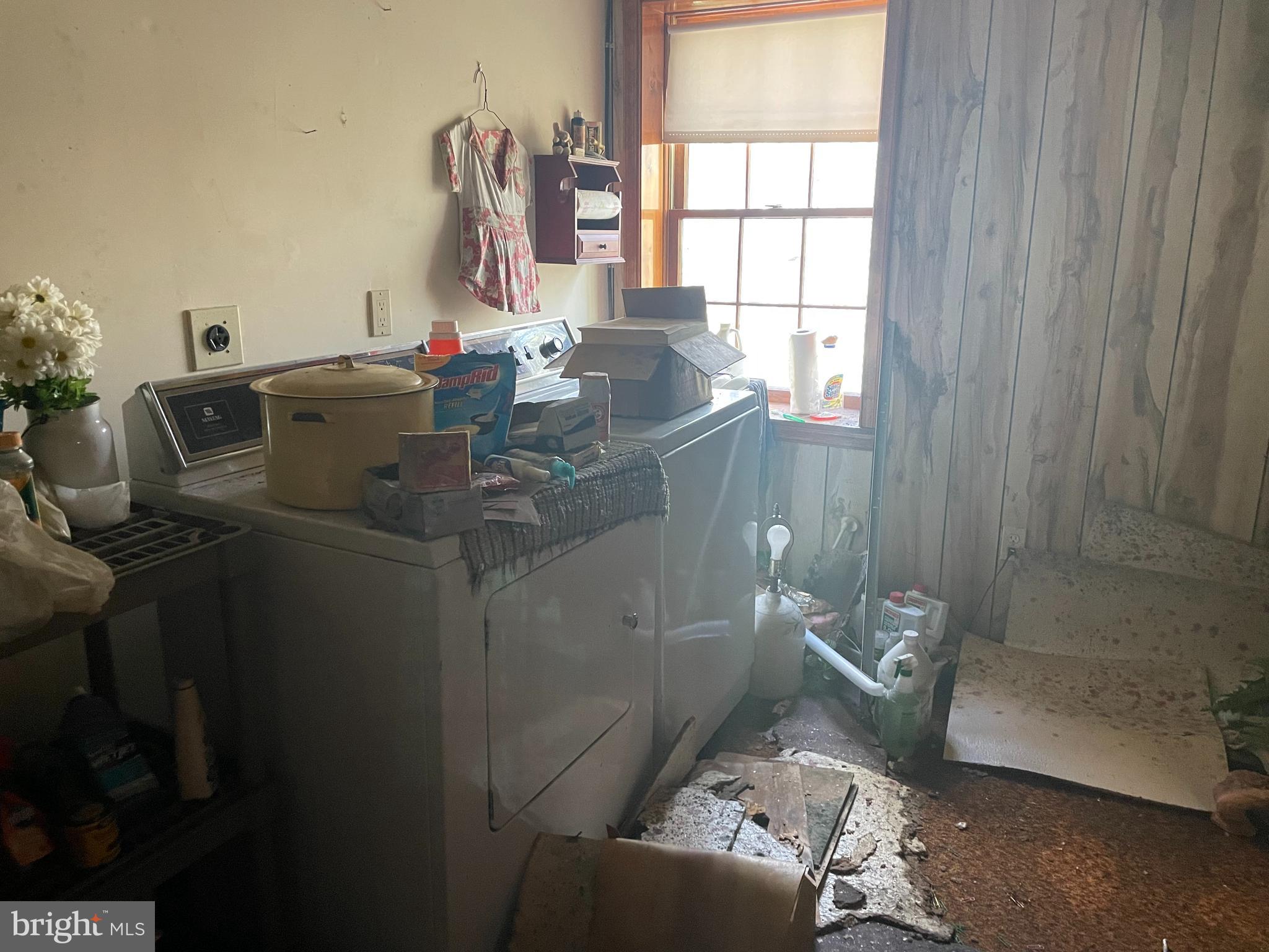 5576 Snow Mountain Road Broad Run, VA 20137 - Photo 17 of 20 Laundry Room