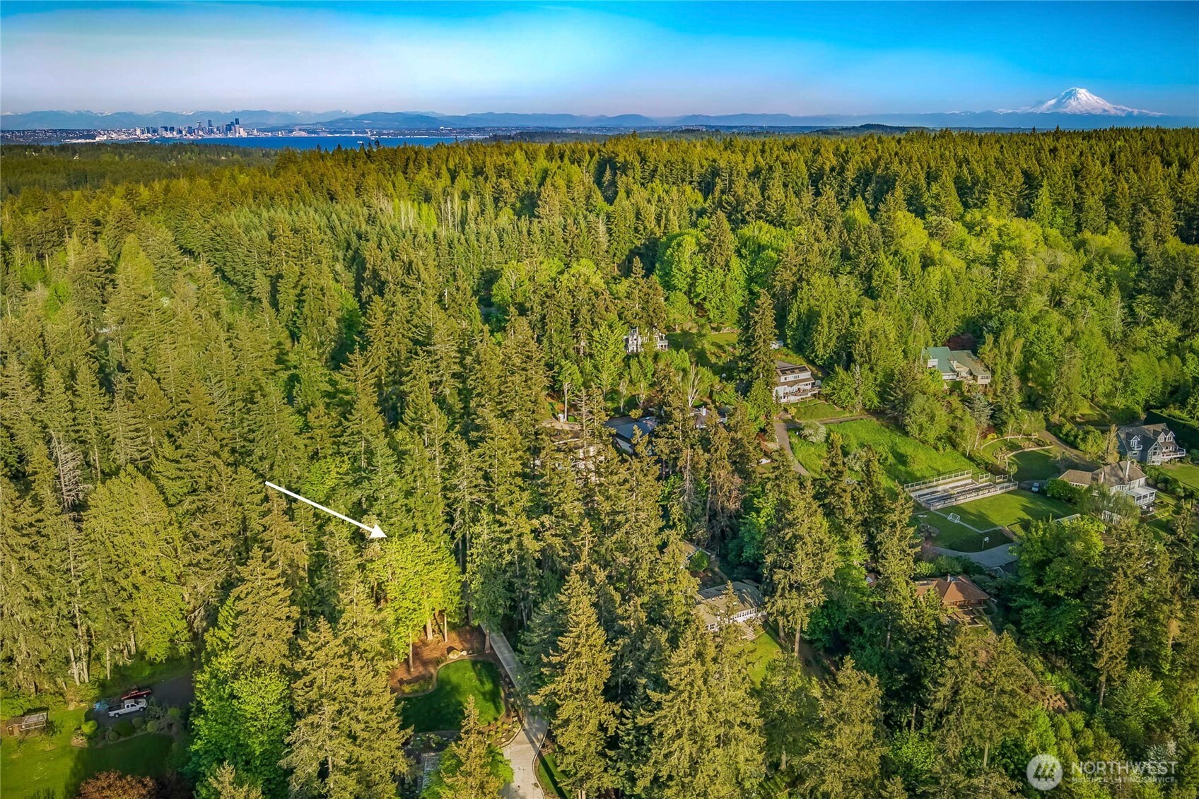7809 Hansen Road Northeast Bainbridge Island, WA 98110 - Photo 19 of 21 Gallery Image 19