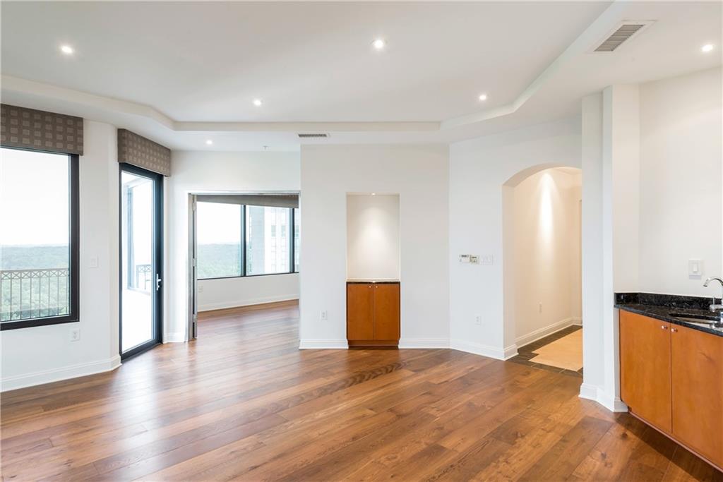 2828 Peachtree Road Northwest, Unit 1903 Atlanta, GA 30305 - Photo 6 of 37