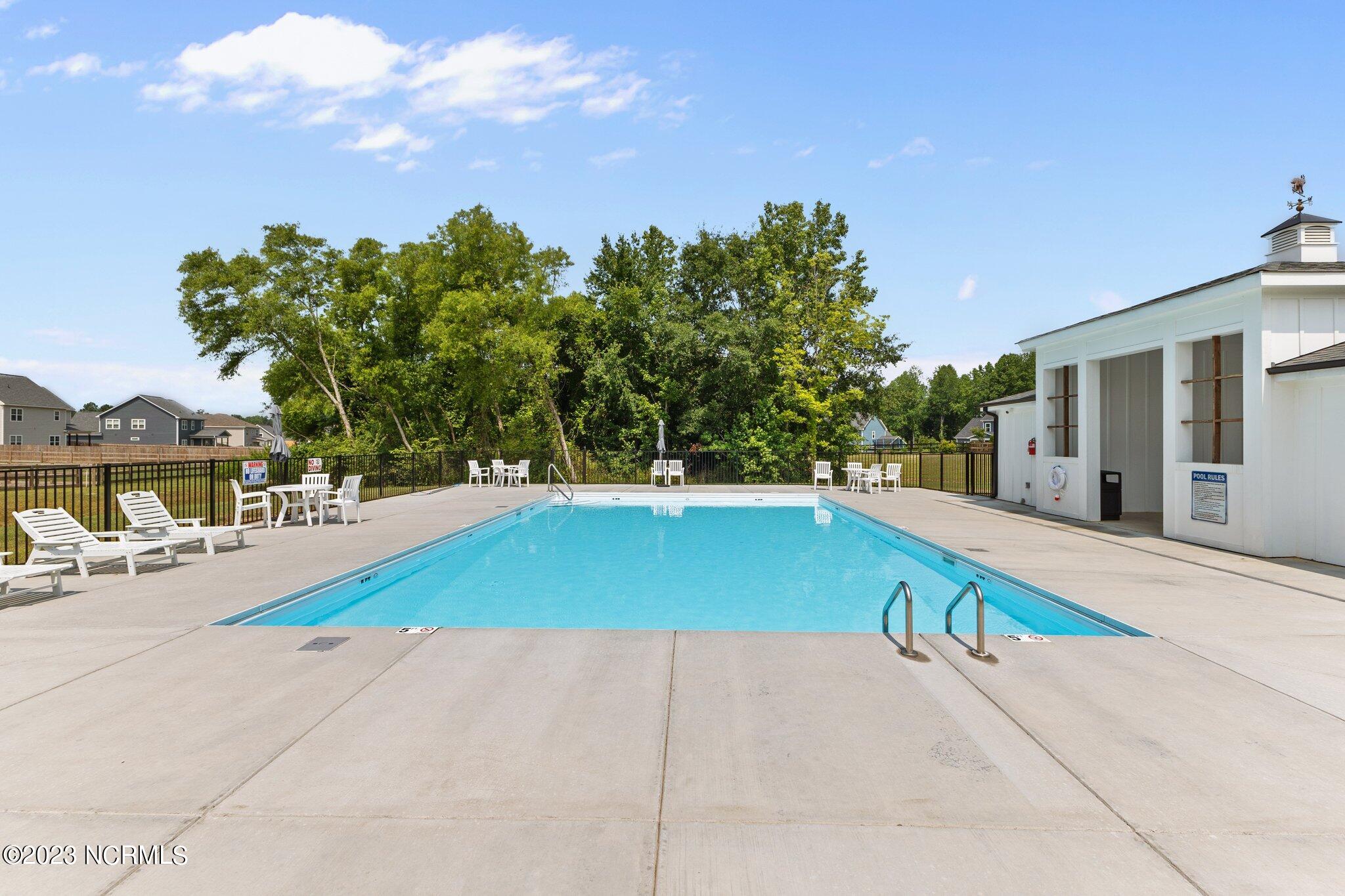 521 Abbey Road Carthage, NC 28327 - Photo 38 of 44 Community Pool