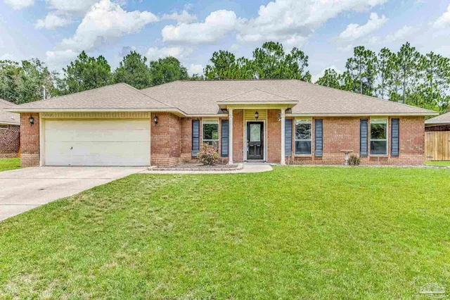 $2,700 | 1068 Joaquin Road, Pensacola, FL 32506