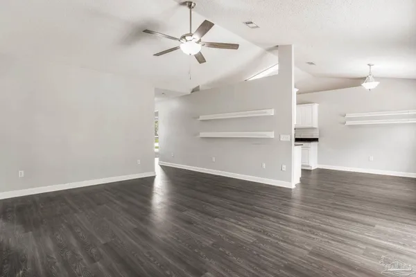 $2,250 | 1068 Joaquin Road, Pensacola, FL 32506