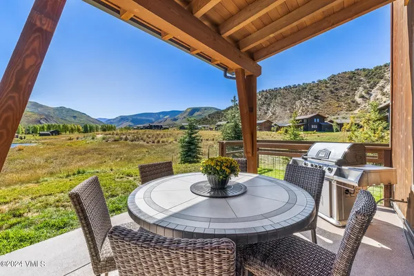 $2,850,000 | 434 Hunters View Lane, Eagle, CO 81631