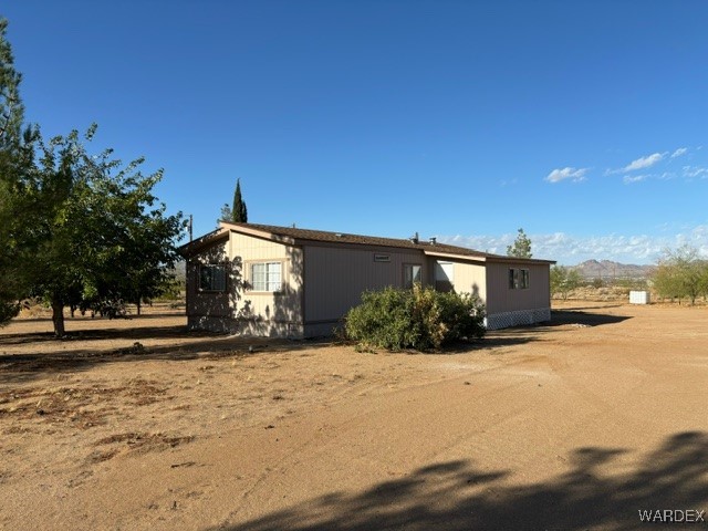 663 Colorado Road Golden Valley, AZ 86413 - Photo 46 of 63 Side of Structure